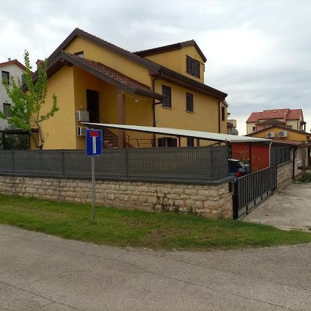 Apartments Ingrid Novigrad  Exterior photo